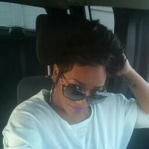 Meet your Posher, Regina